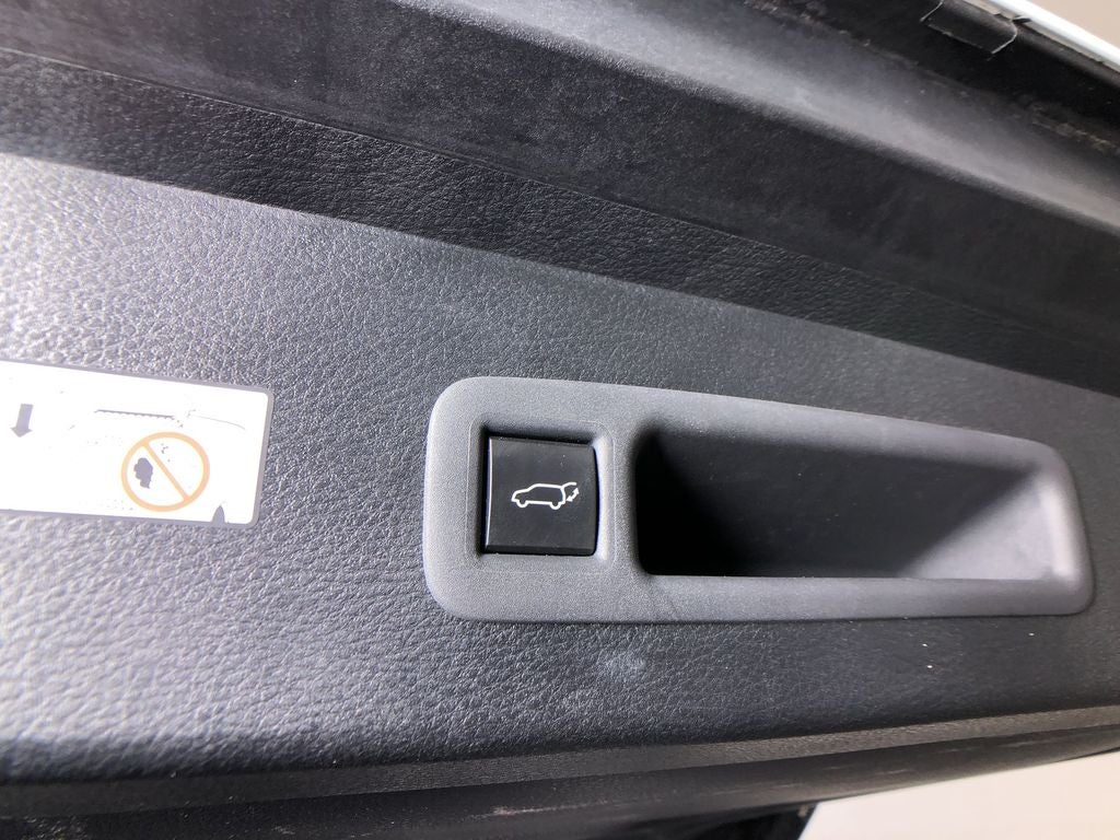 2026 Toyota Sienna LE 8 Passenger