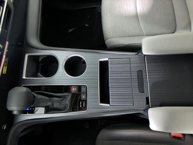2026 Toyota Sienna LE 8 Passenger