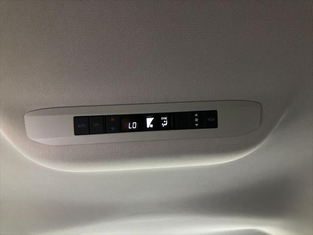 2026 Toyota Sienna LE 8 Passenger