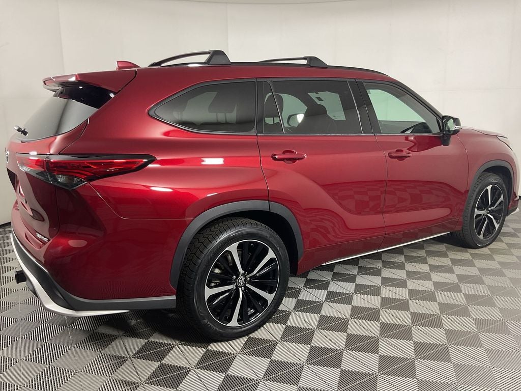 2022 Toyota Highlander XSE