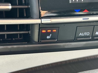 2024 Toyota Sienna XLE 8 Passenger