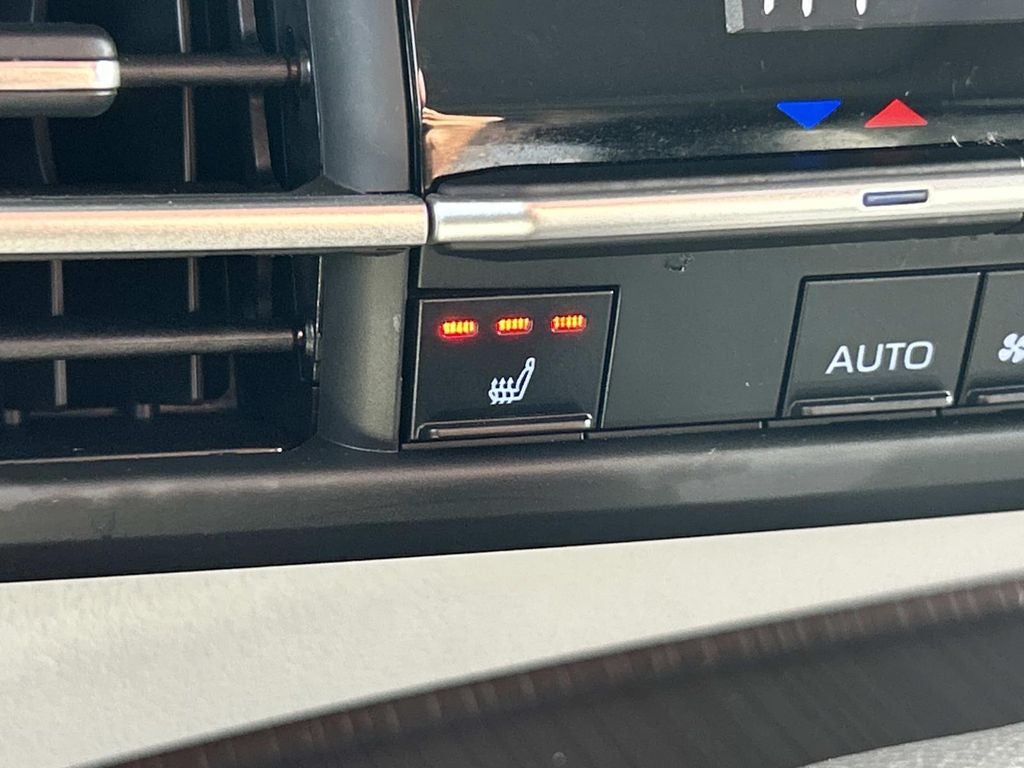 2024 Toyota Sienna XLE 8 Passenger