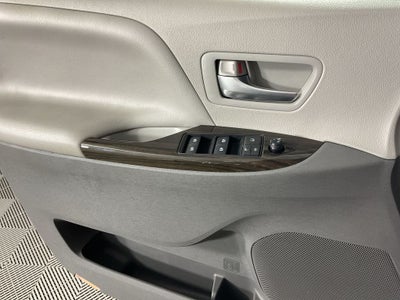 2019 Toyota Sienna Limited 7 Passenger