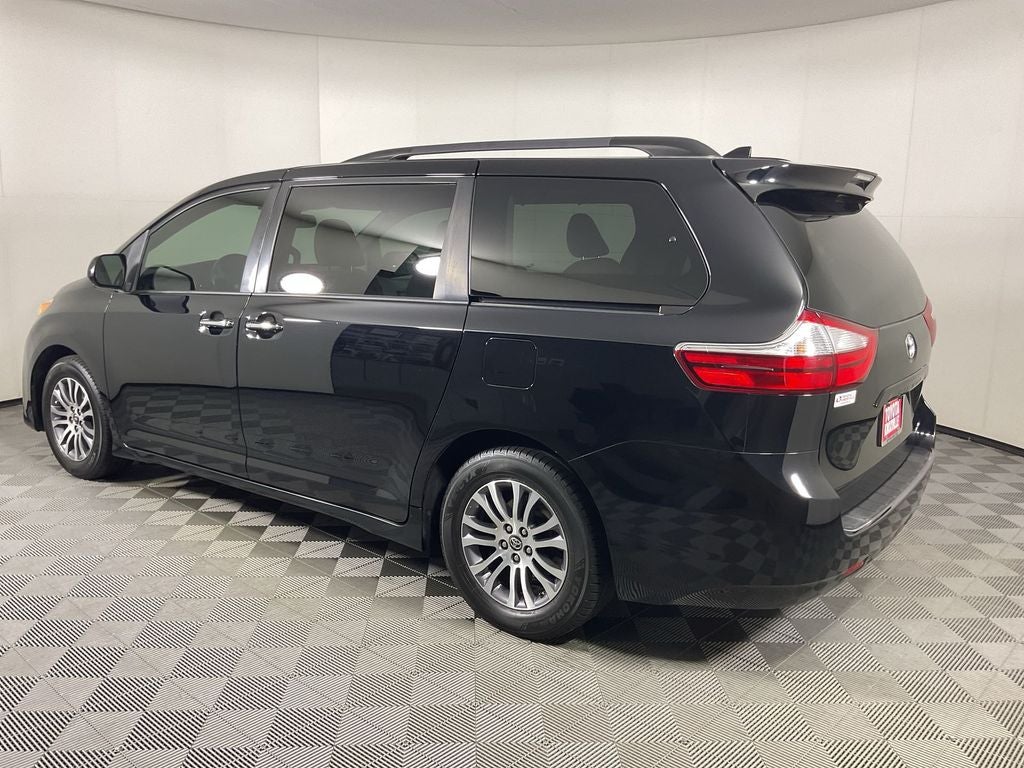 2019 Toyota Sienna Limited 7 Passenger