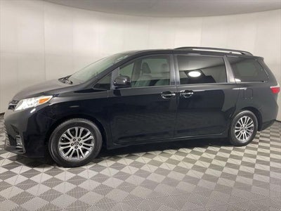 2019 Toyota Sienna Limited 7 Passenger
