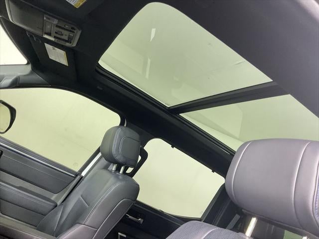 2024 Toyota Tundra Hybrid Platinum