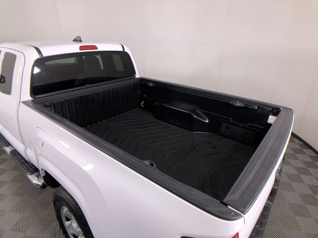 2019 Toyota Tacoma SR