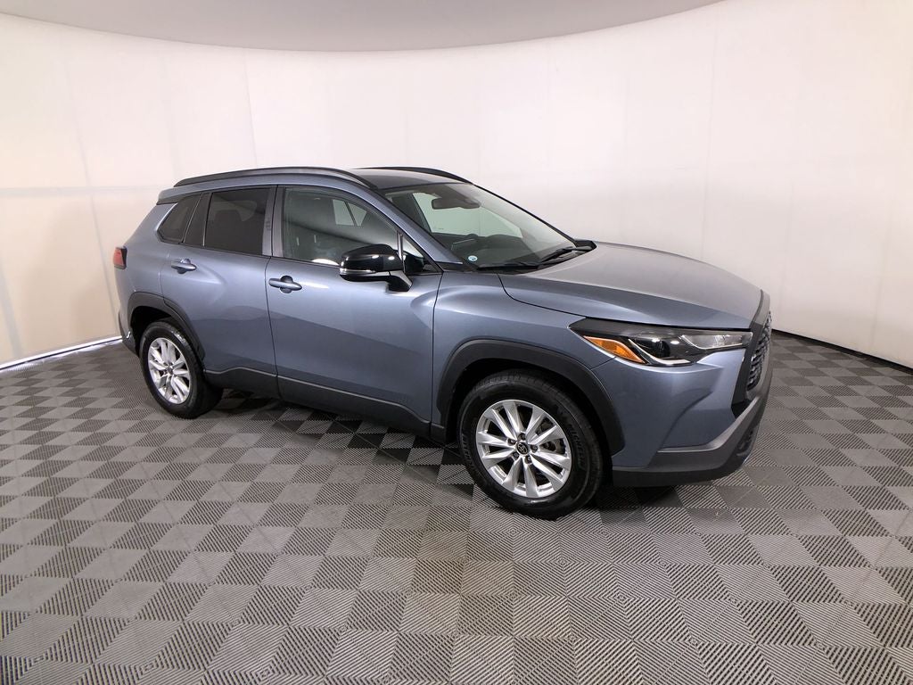 2025 Toyota Corolla Cross LE