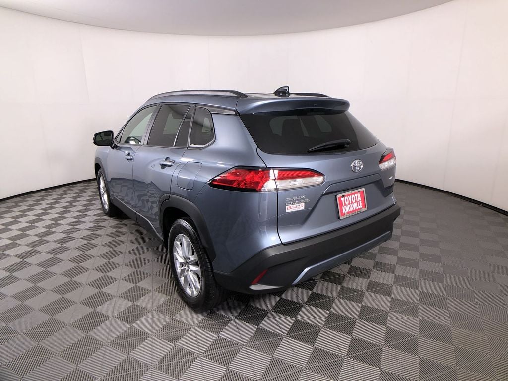 2025 Toyota Corolla Cross LE