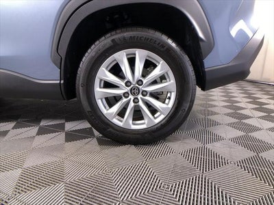 2025 Toyota Corolla Cross LE