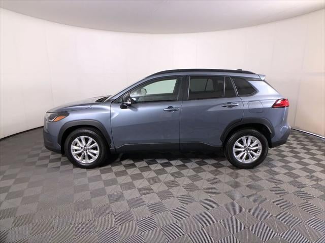 2025 Toyota Corolla Cross LE