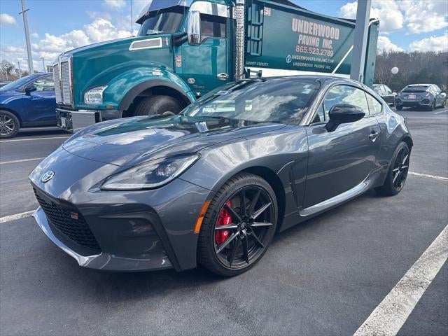 2025 Toyota GR86 Premium