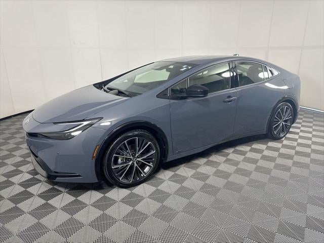 2025 Toyota Prius XLE