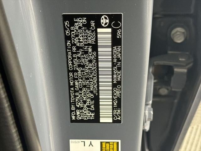 2025 Toyota Prius XLE
