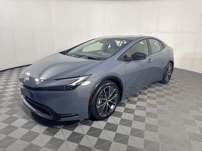 2025 Toyota Prius XLE