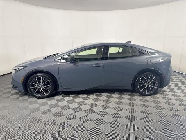 2025 Toyota Prius XLE