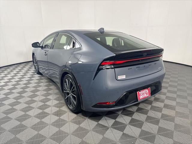 2025 Toyota Prius XLE