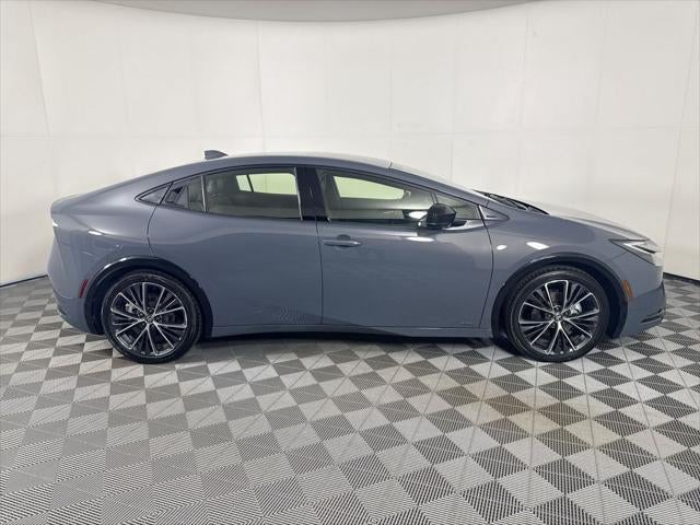 2025 Toyota Prius XLE