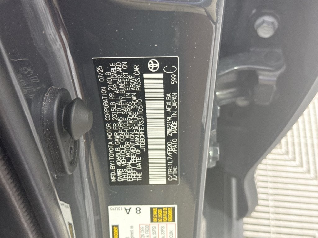 2025 Toyota Corolla Hybrid LE