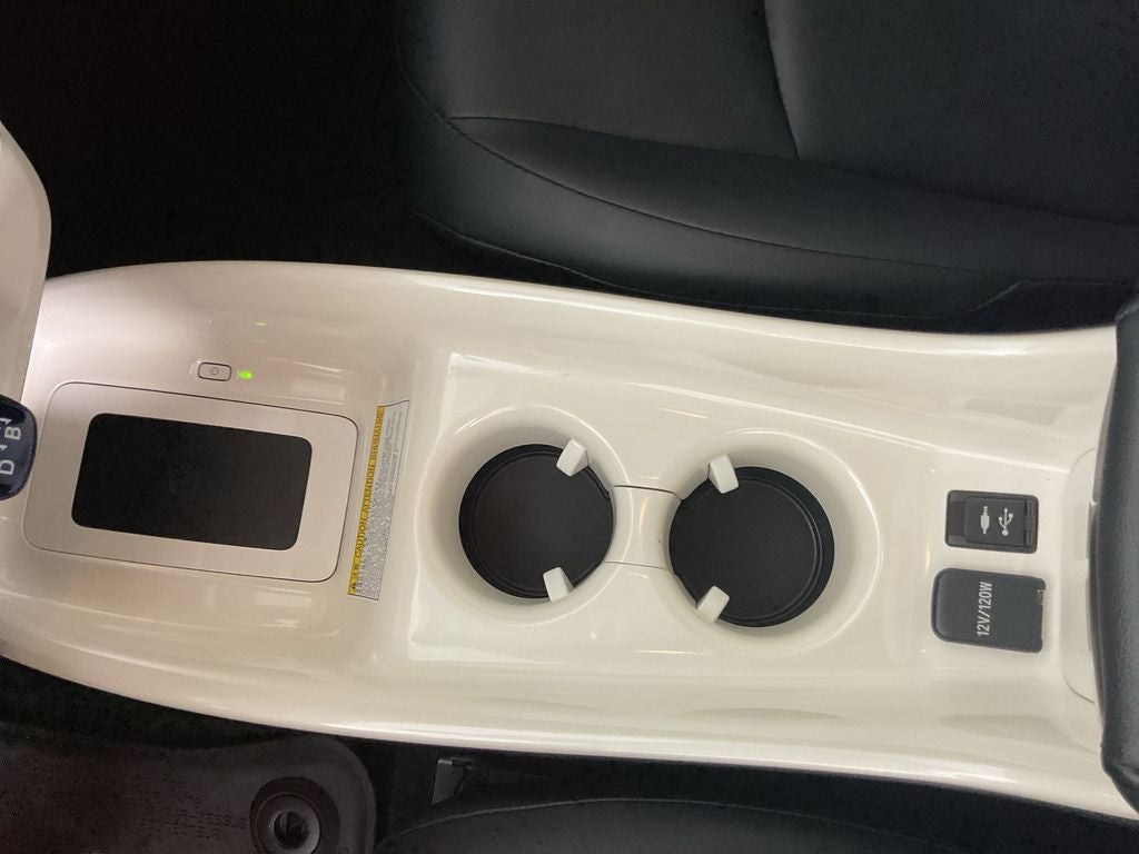 2016 Toyota Prius Three Touring