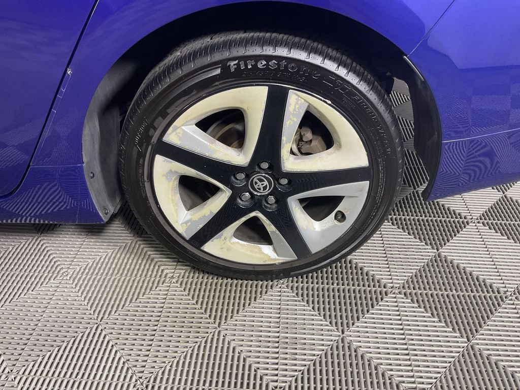 2016 Toyota Prius Three Touring