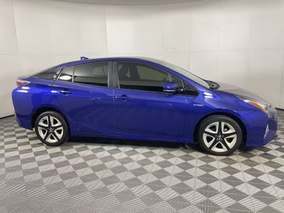 2016 Toyota Prius Three Touring