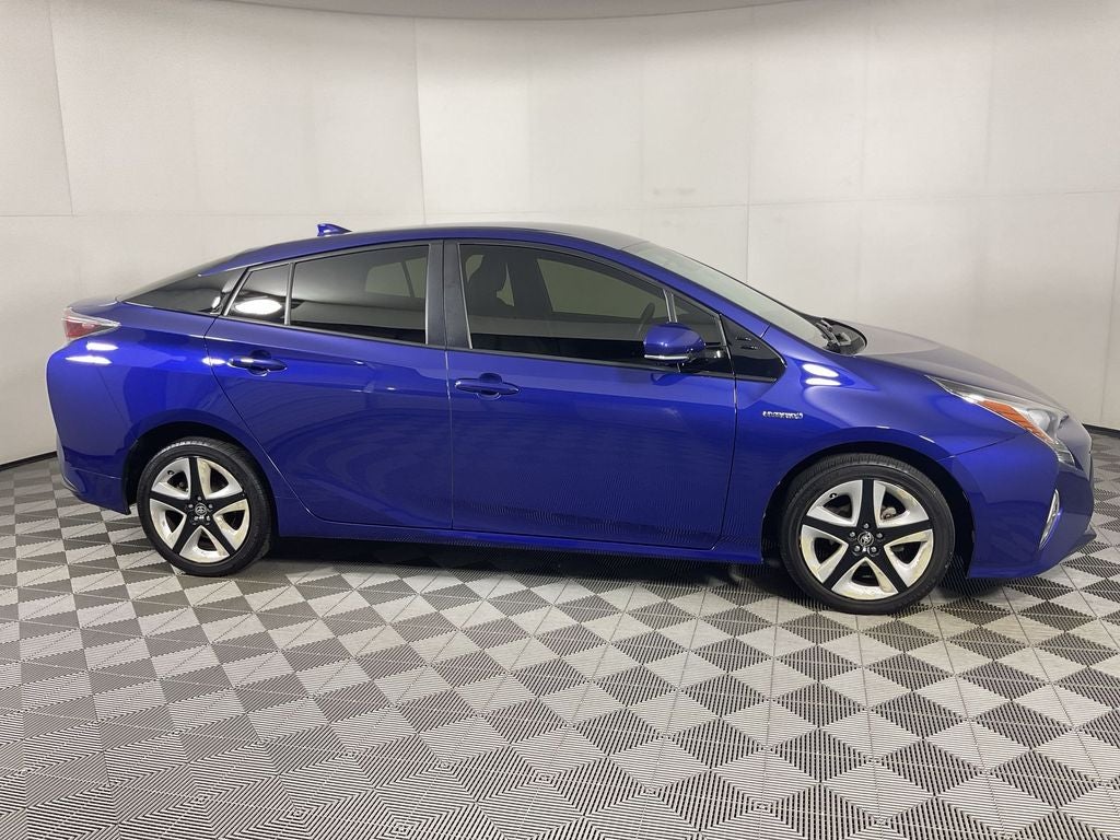 2016 Toyota Prius Three Touring