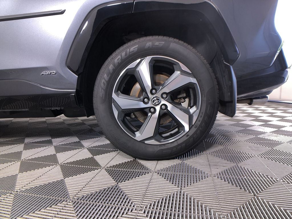 2024 Toyota RAV4 Prime SE