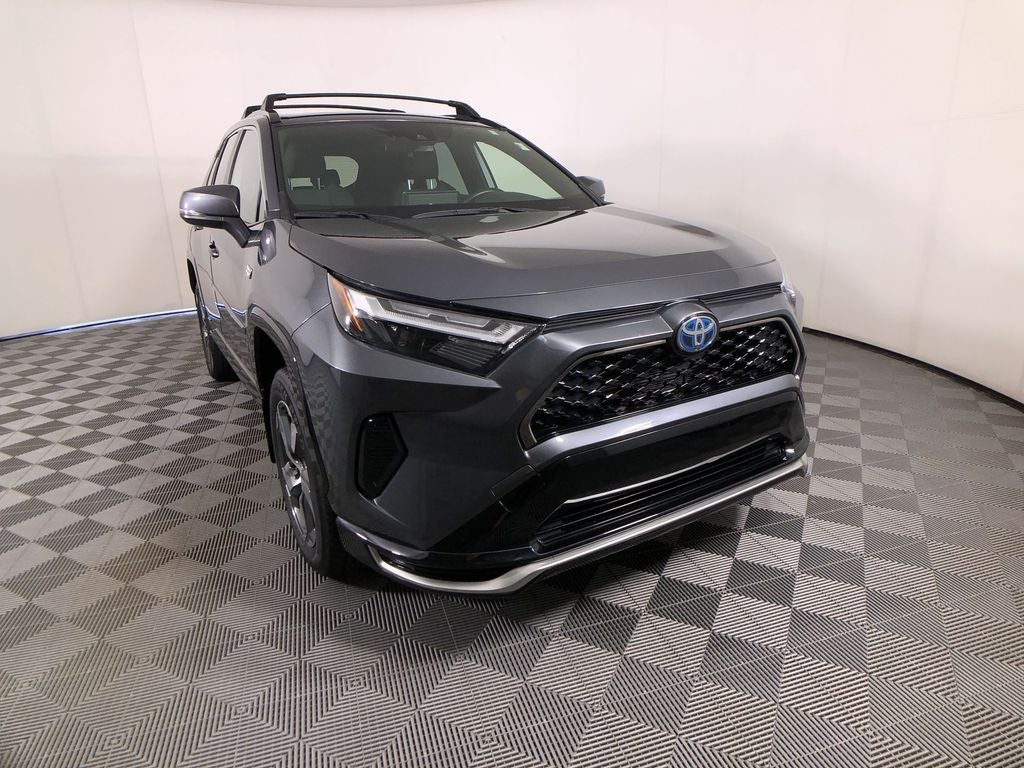 2024 Toyota RAV4 Prime SE