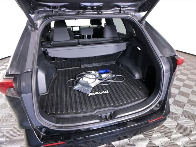2024 Toyota RAV4 Prime SE