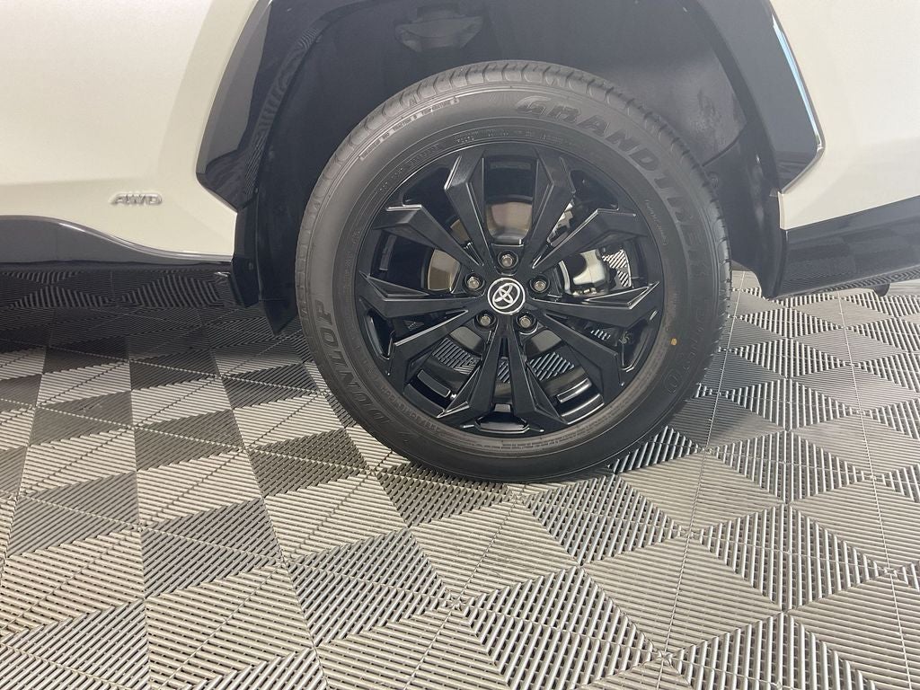 2022 Toyota RAV4 Hybrid XSE