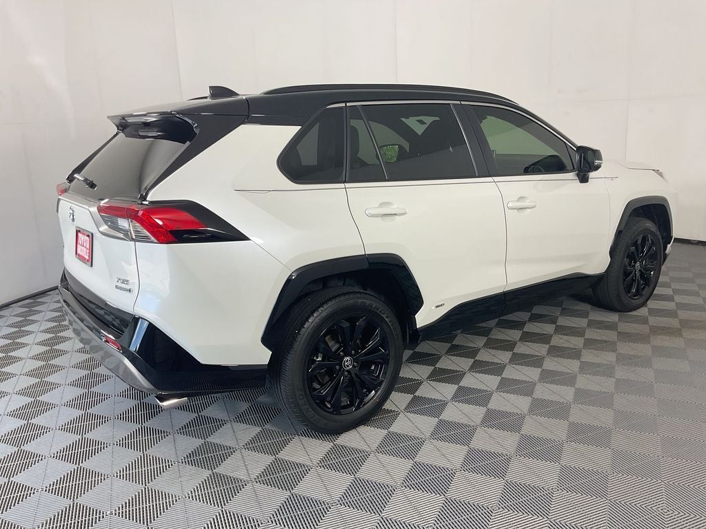 2022 Toyota RAV4 Hybrid XSE