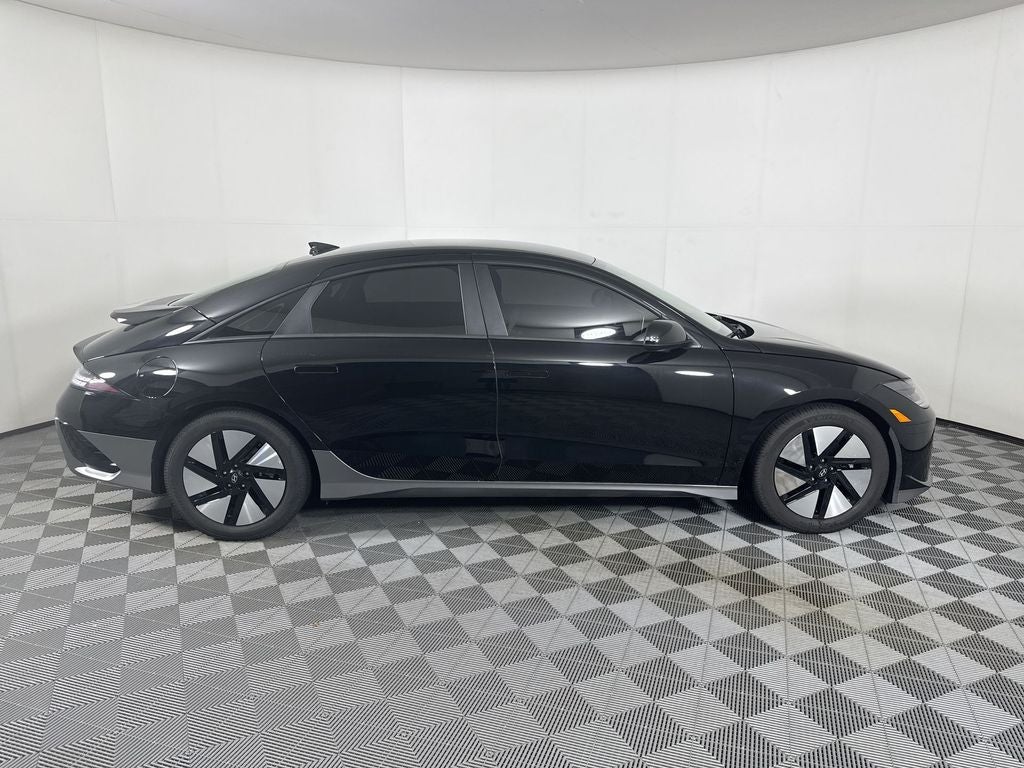 2023 Hyundai IONIQ 6 SE