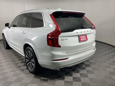 2020 Volvo XC90 T6 Momentum