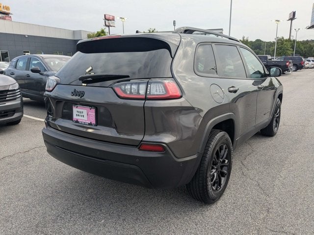 2023 Jeep Cherokee Altitude Lux