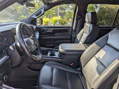 2025 Chevrolet Suburban LT