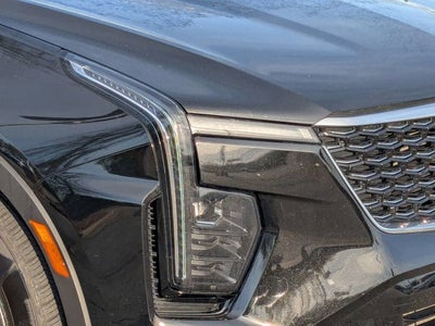 2025 Cadillac XT4 FWD Premium Luxury