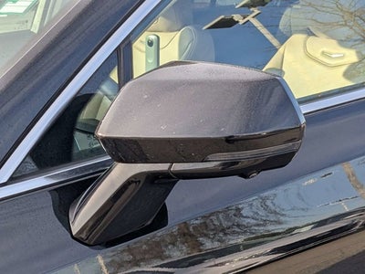 2025 Cadillac XT4 FWD Premium Luxury