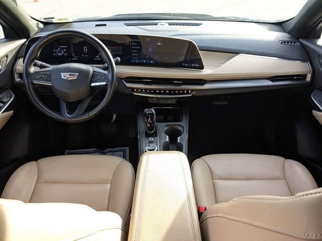 2025 Cadillac XT4 FWD Premium Luxury