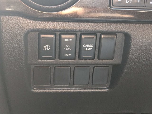 2017 Nissan Titan XD SV