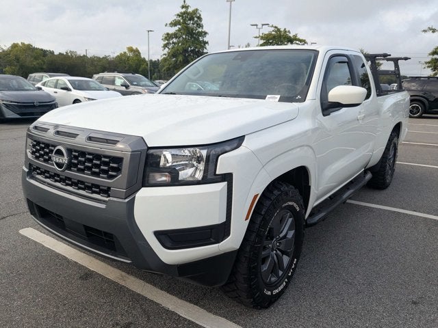 2025 Nissan Frontier SV