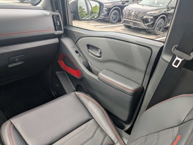 2026 Nissan Frontier PRO-4X w/R Package