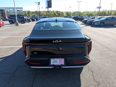 2025 Kia K4 LXS