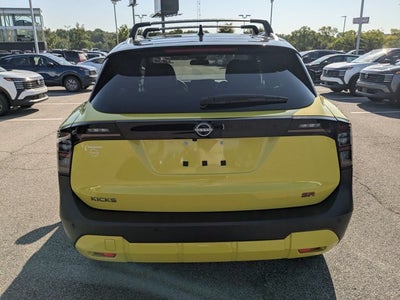 2025 Nissan Kicks SR
