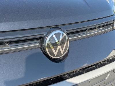 2025 Volkswagen Taos SE