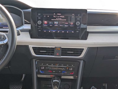 2025 Volkswagen Taos SE