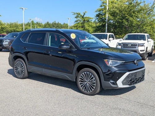 2025 Volkswagen Taos SE