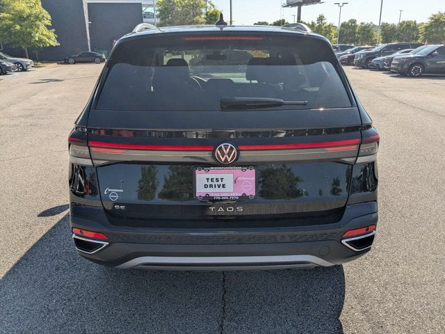 2025 Volkswagen Taos SE