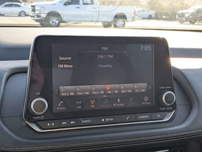 2025 Nissan Rogue SV