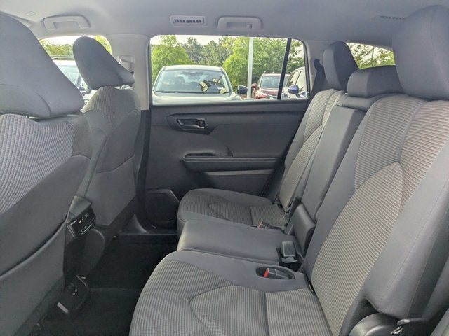 2025 Toyota Highlander LE